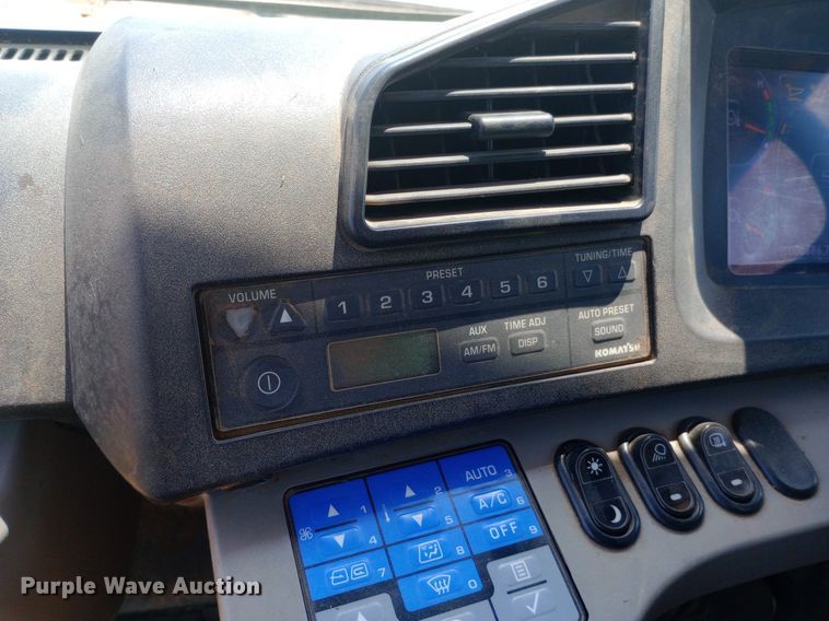 image for item DP1286 2017 Komatsu HM400-5 haul truck