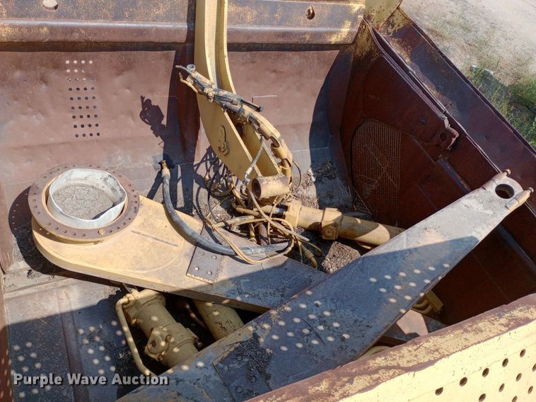 image for item DP1289 Caterpillar 631D conventional scraper bed