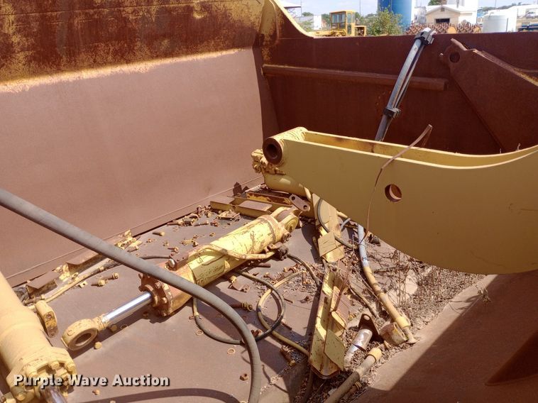 image for item DP1290 Caterpillar 631E conventional scraper bed