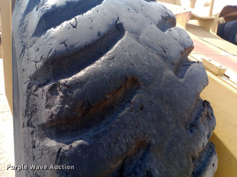 image for item DP1290 Caterpillar 631E conventional scraper bed