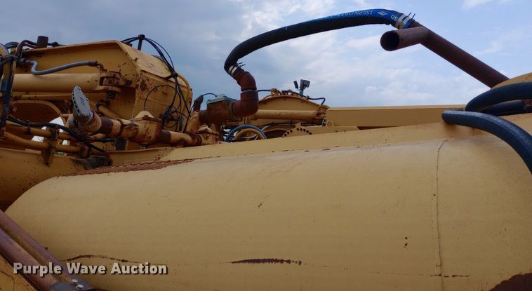 image for item DP1292 1974 Caterpillar 623B water wagon