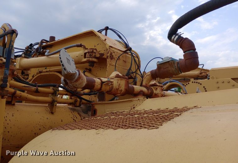 image for item DP1292 1974 Caterpillar 623B water wagon