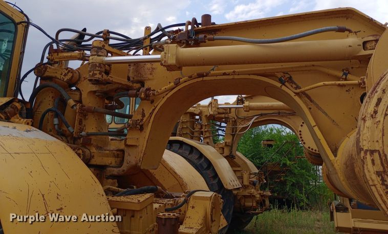 image for item DP1292 1974 Caterpillar 623B water wagon