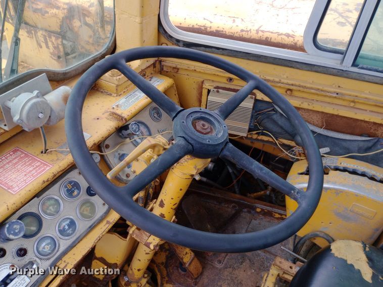 image for item DP1292 1974 Caterpillar 623B water wagon