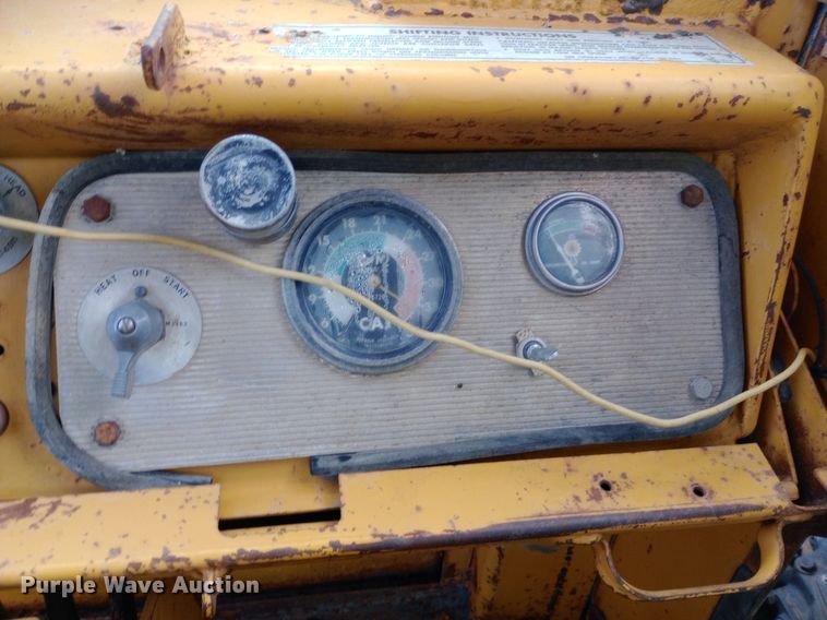 image for item DP1292 1974 Caterpillar 623B water wagon