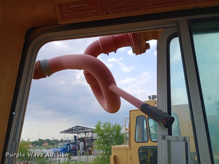 image for item DP1292 1974 Caterpillar 623B water wagon