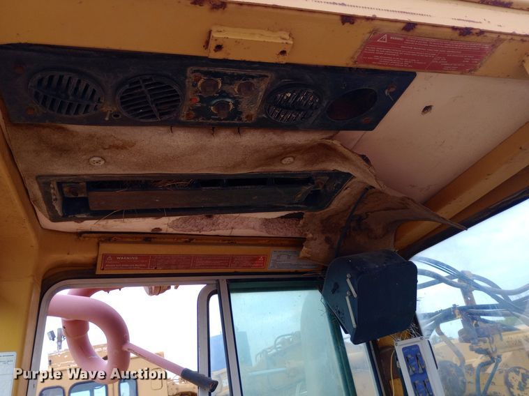 image for item DP1292 1974 Caterpillar 623B water wagon