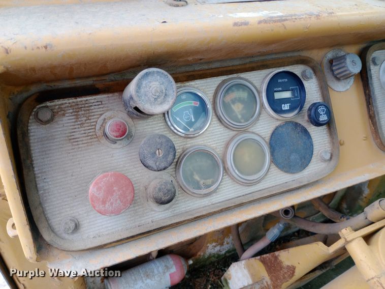 image for item DP1293 1984 Caterpillar 631D haul truck