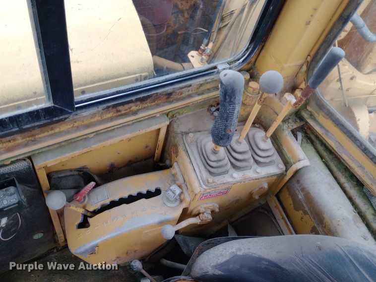 image for item DP1293 1984 Caterpillar 631D haul truck