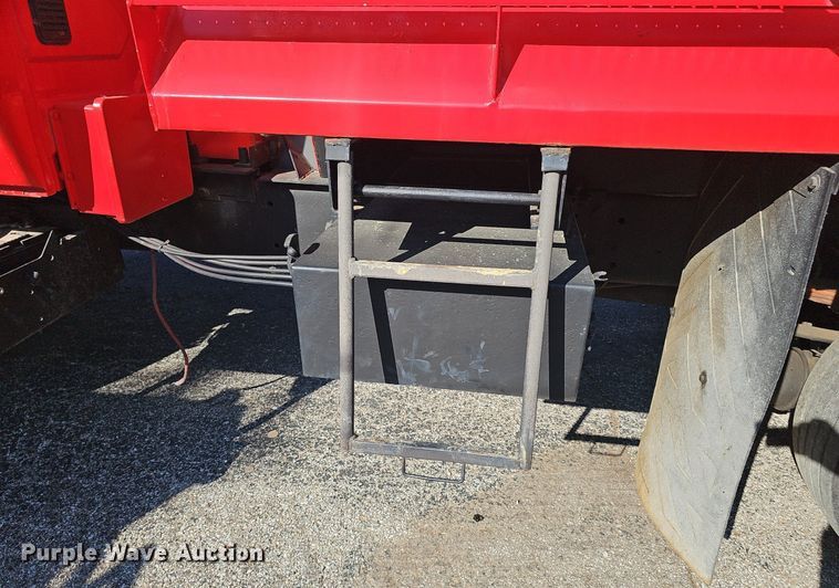 image for item DP6577 2004 International 7400 dump truck