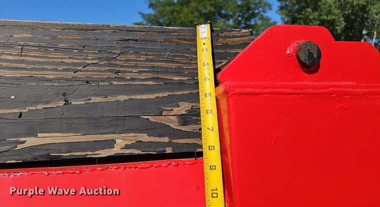 image for item DP6577 2004 International 7400 dump truck