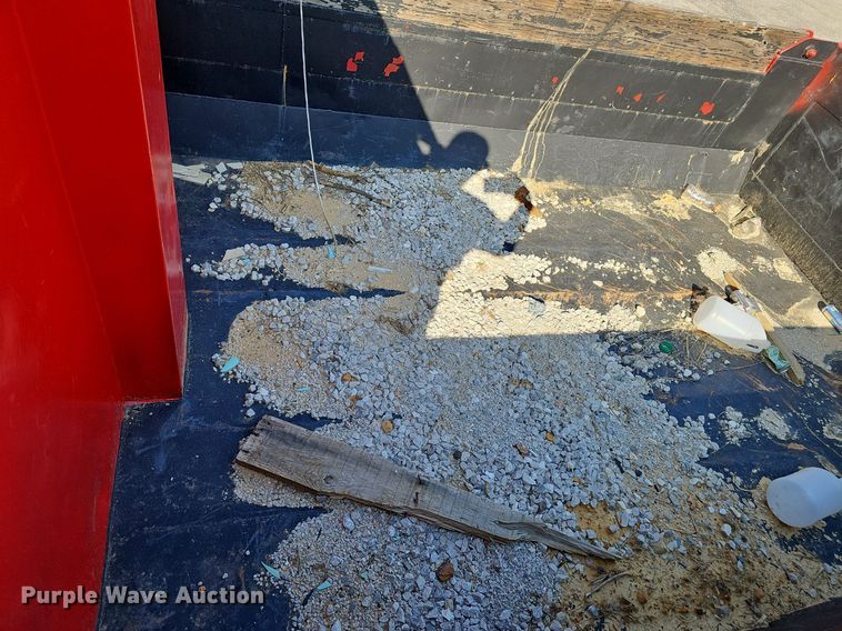 image for item DP6577 2004 International 7400 dump truck