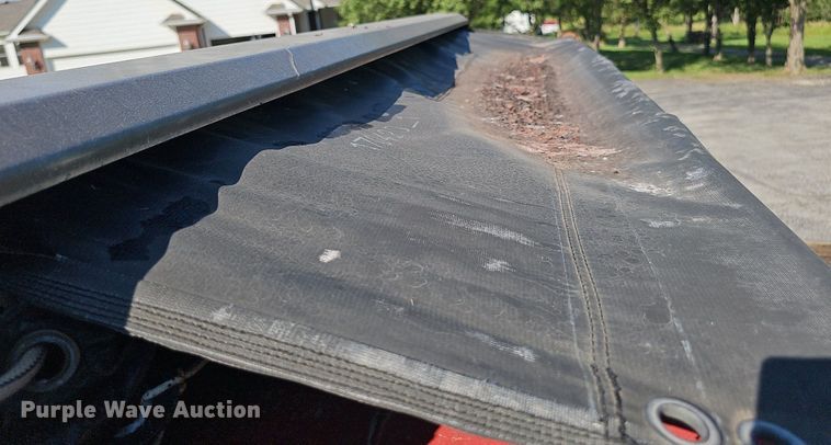 image for item DP6577 2004 International 7400 dump truck