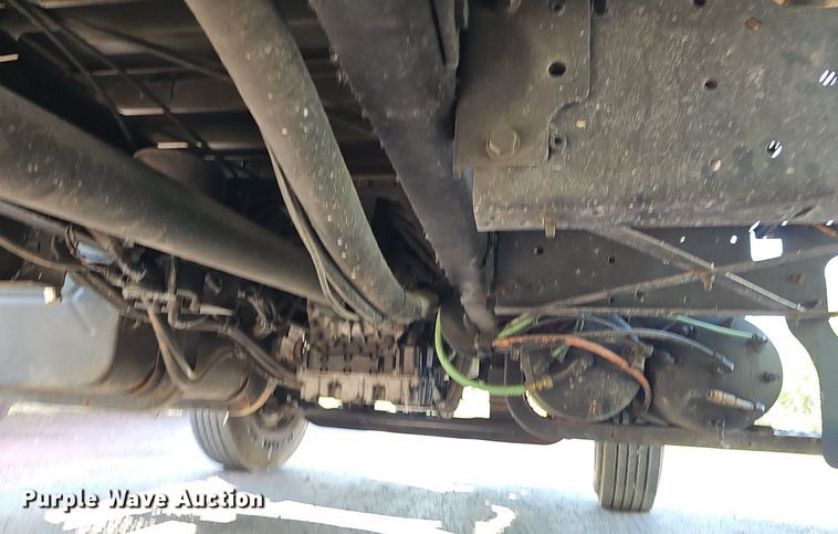 image for item DP6577 2004 International 7400 dump truck