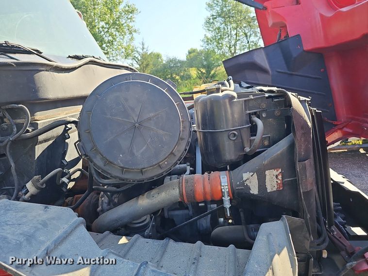 image for item DP6577 2004 International 7400 dump truck