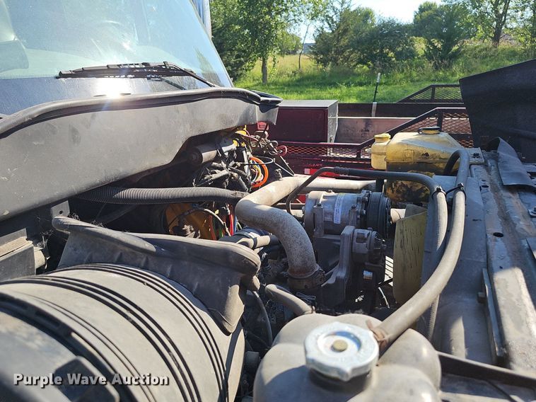 image for item DP6577 2004 International 7400 dump truck