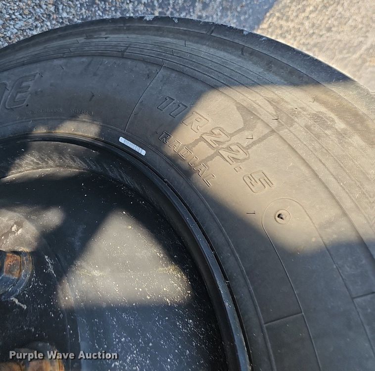 image for item DP6577 2004 International 7400 dump truck