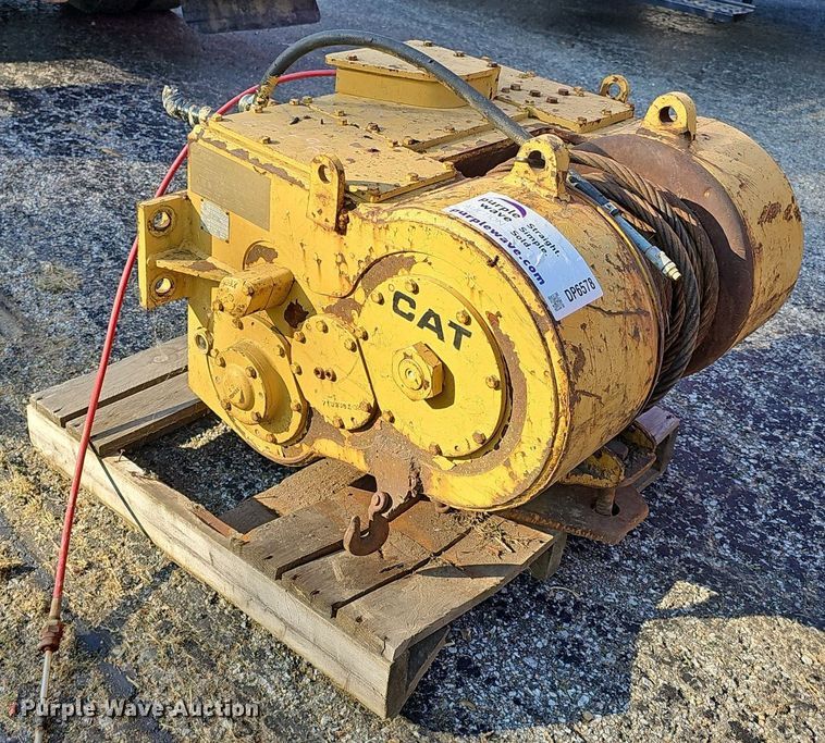image for item DP6578 Caterpillar 53 dozer winch
