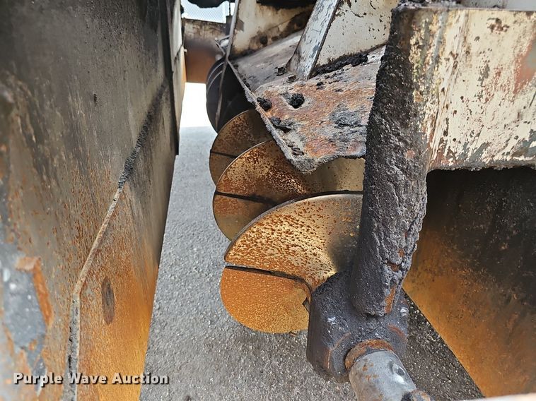 image for item DP6585 Terex Cedar Rapids CR562 paver