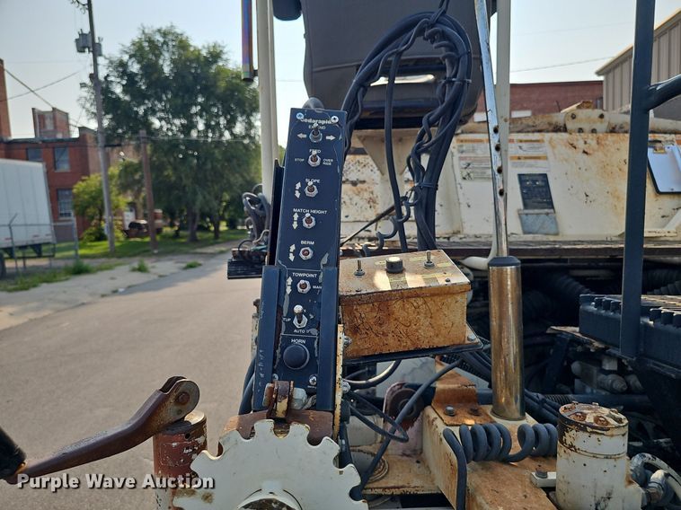 image for item DP6585 Terex Cedar Rapids CR562 paver