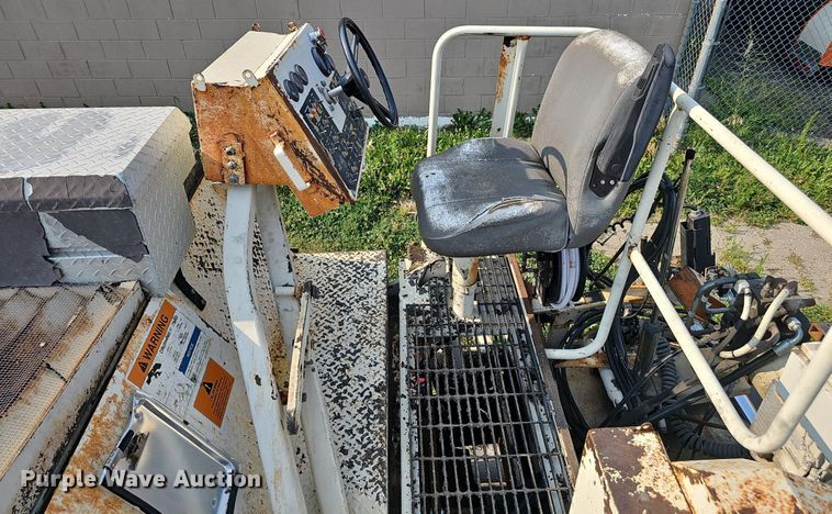 image for item DP6585 Terex Cedar Rapids CR562 paver