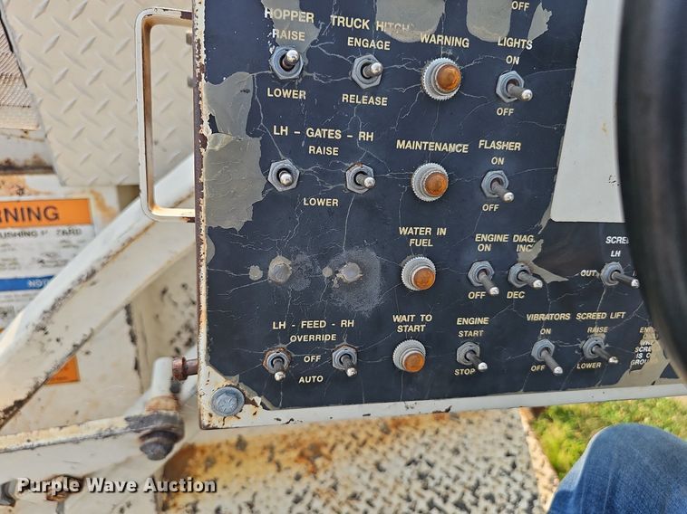 image for item DP6585 Terex Cedar Rapids CR562 paver