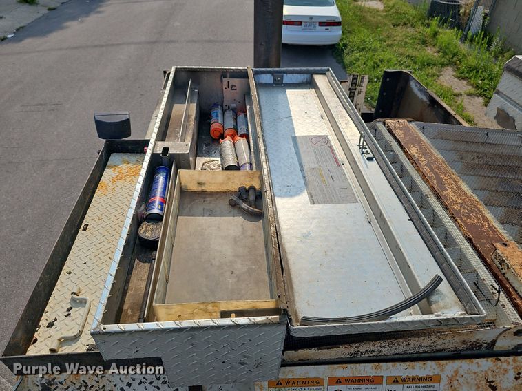 image for item DP6585 Terex Cedar Rapids CR562 paver