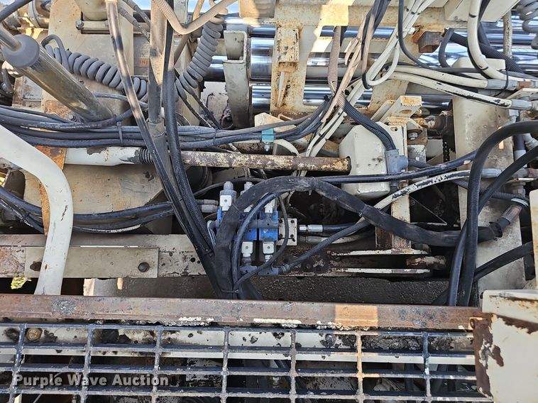 image for item DP6585 Terex Cedar Rapids CR562 paver