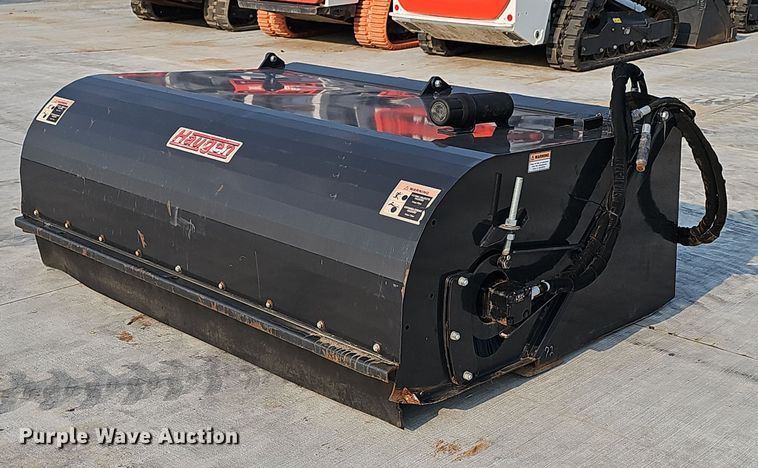image for item DP6610 Haugen HPB72 skid steer sweeper