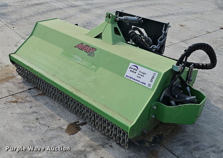 image for item DP6613 2017 Avant  1200 flail mower