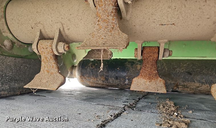 image for item DP6613 2017 Avant  1200 flail mower