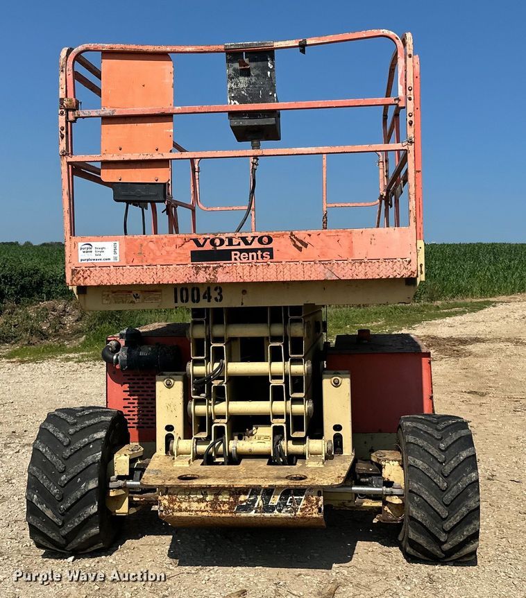 image for item DP8429 2002 JLG 33RTS scissor lift