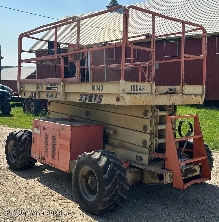 image for item DP8429 2002 JLG 33RTS scissor lift