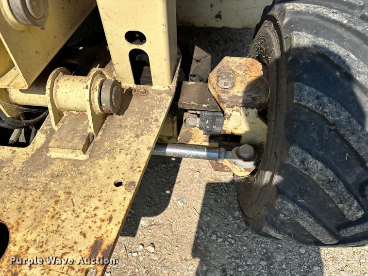 image for item DP8429 2002 JLG 33RTS scissor lift