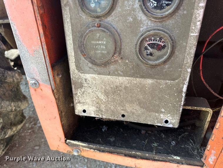 image for item DP8429 2002 JLG 33RTS scissor lift