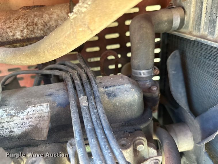 image for item DP8429 2002 JLG 33RTS scissor lift