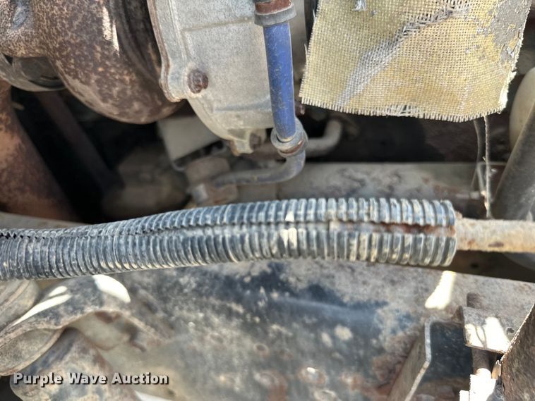 image for item DP8435 2000 International  4700 tank truck