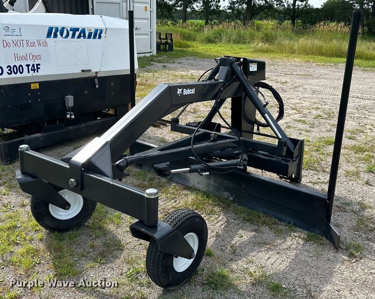 image for item DP8438 Melroe Grader skid steer grader