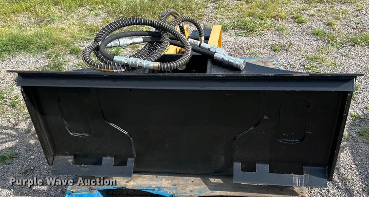 image for item DP8440 2022 Agrotk SSHH680 skid steer breaker