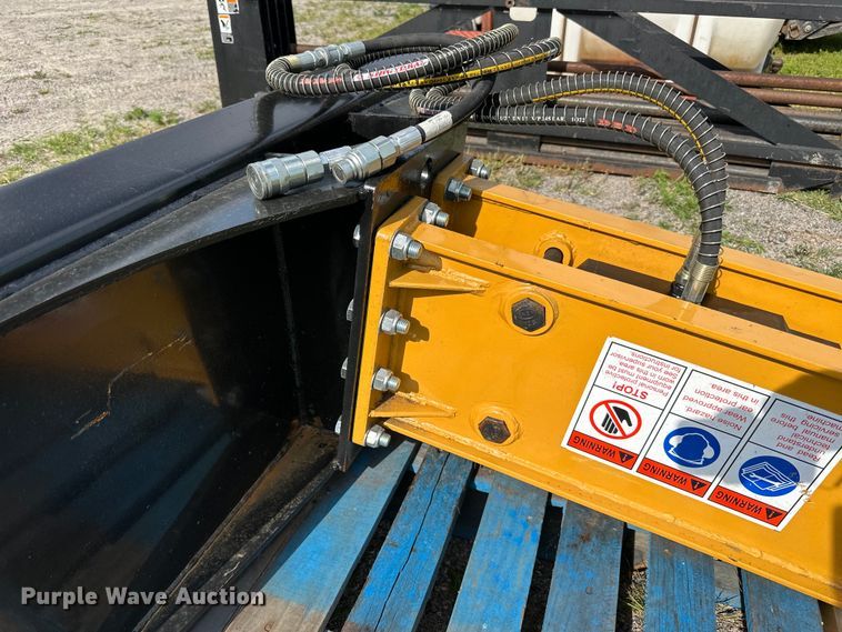 image for item DP8440 2022 Agrotk SSHH680 skid steer breaker