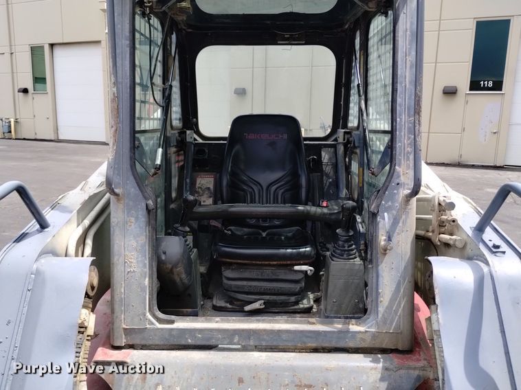 image for item DQ6166 2008 Takeuchi TL140 tracked skid steer loader