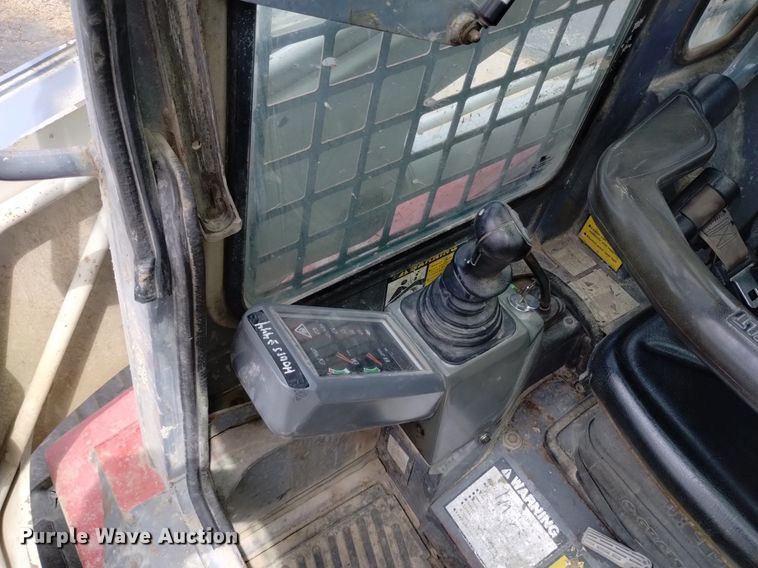 image for item DQ6166 2008 Takeuchi TL140 tracked skid steer loader