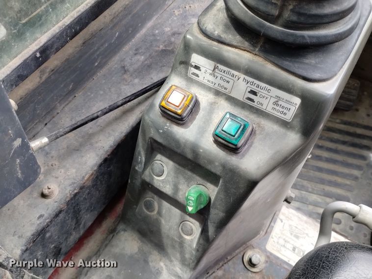 image for item DQ6166 2008 Takeuchi TL140 tracked skid steer loader