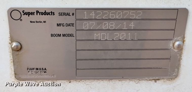 image for item DQ6167 2015 Peterbilt 365 hydrovac truck