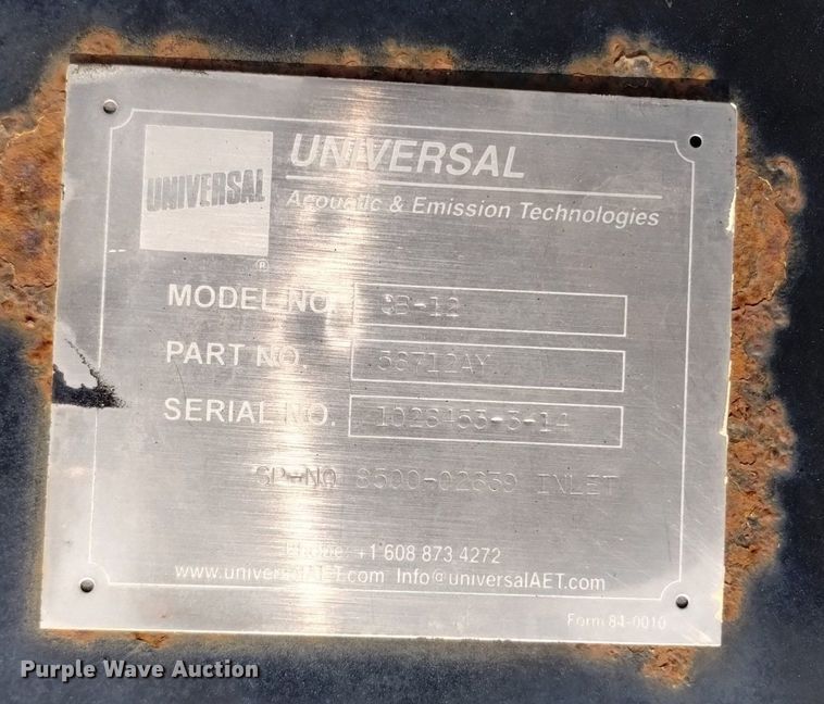 image for item DQ6167 2015 Peterbilt 365 hydrovac truck