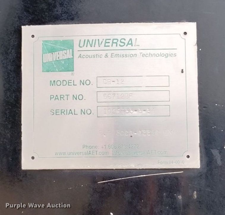 image for item DQ6167 2015 Peterbilt 365 hydrovac truck