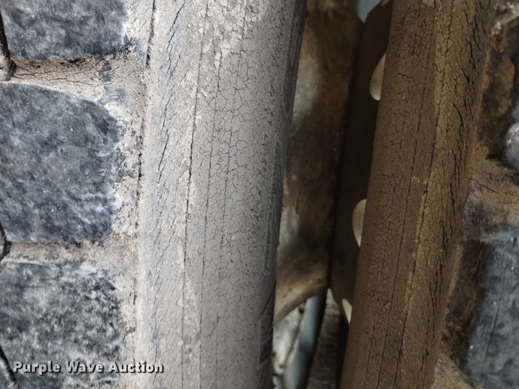 image for item DQ6167 2015 Peterbilt 365 hydrovac truck