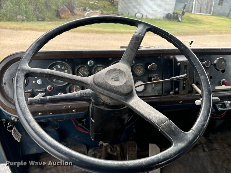 image for item DQ6857 1980 International Harvester Cargostar 1850 B truck cab and chassis with tree spade