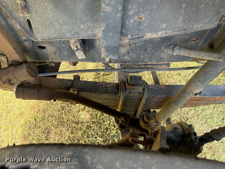 image for item DQ6857 1980 International Harvester Cargostar 1850 B truck cab and chassis with tree spade