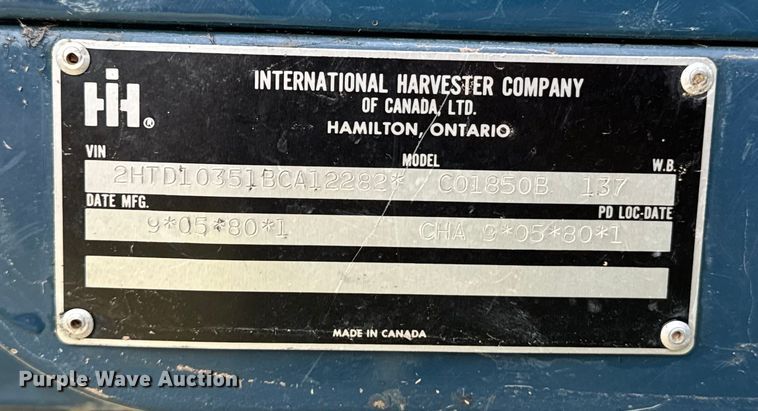 image for item DQ6857 1980 International Harvester Cargostar 1850 B truck cab and chassis with tree spade